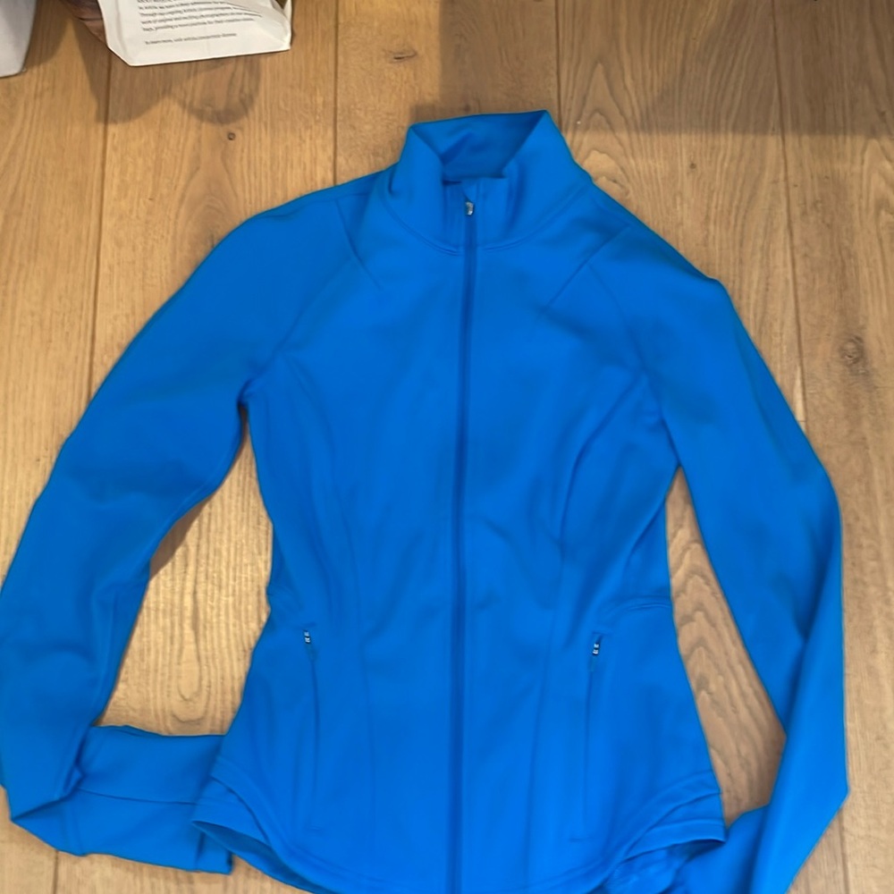 Poolside lululemon jacket